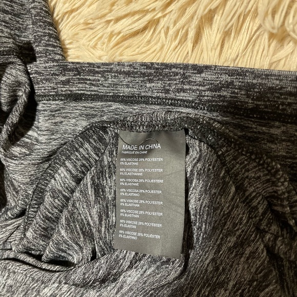 Club Monaco Long sleeve grey shirt - Picture 7 of 8